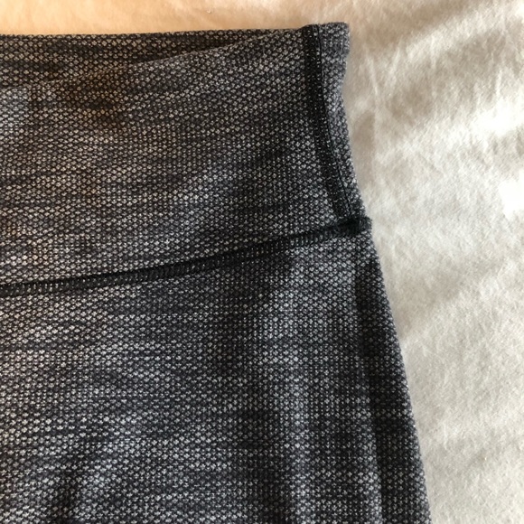 lululemon Wunder Under Luon 28” tight LR - Picture 4 of 6